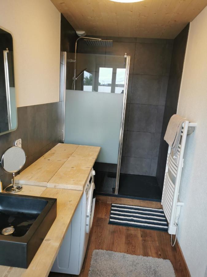 Superbe Appartement Neuf Avec Terrasse Orchamps-Vennes Exterior photo