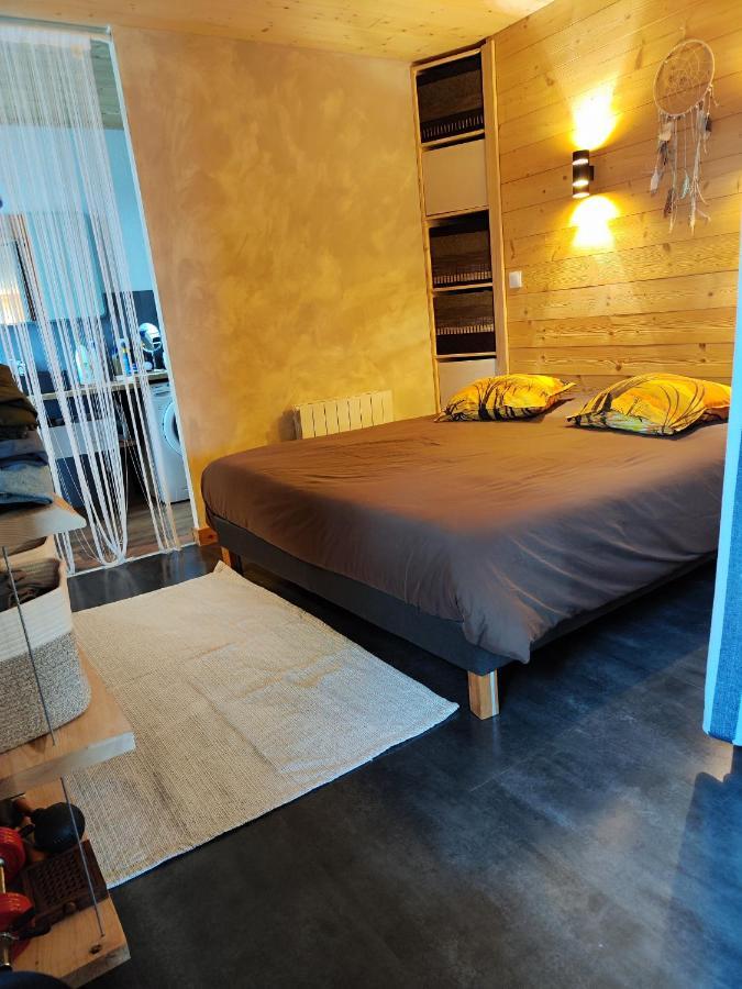 Superbe Appartement Neuf Avec Terrasse Orchamps-Vennes Exterior photo